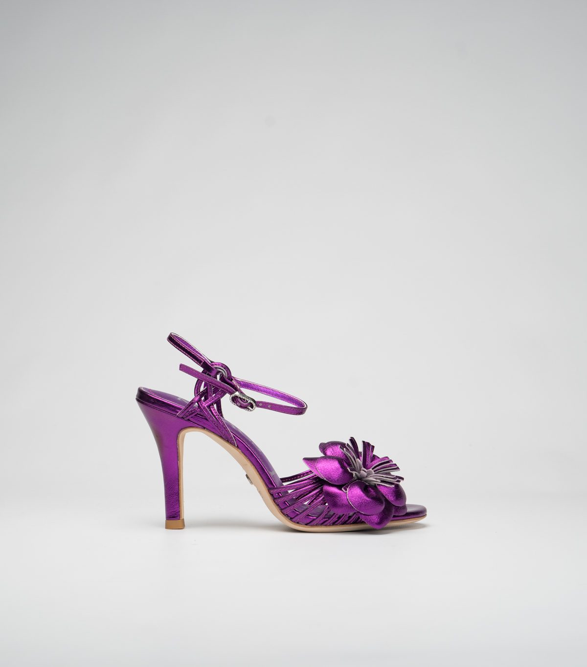 Martina K Short Heel Plum
